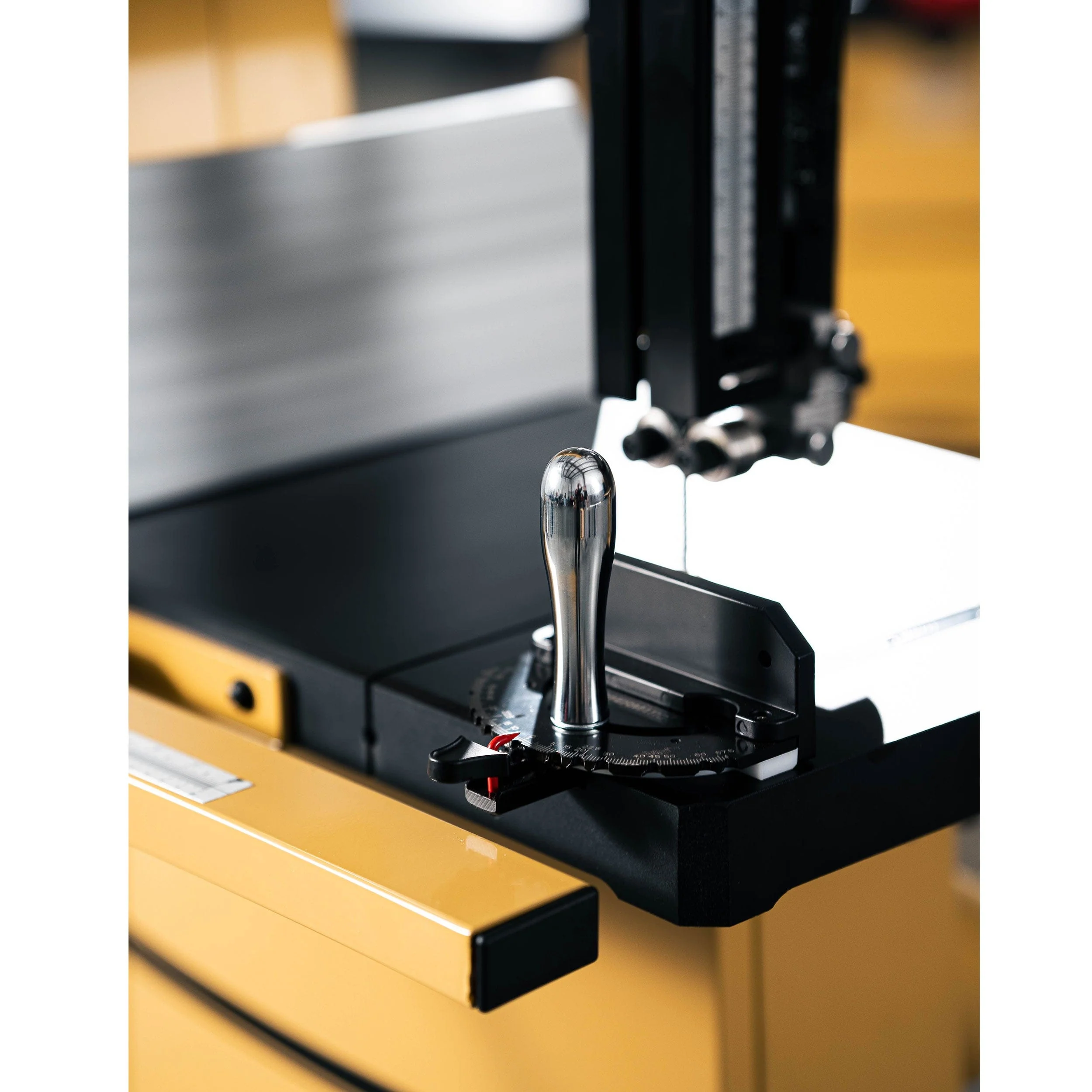 18" Woodworking Bandsaw with ArmorGlide -  5 HP 3 PH 230V - PM1800B-3T - Image 2