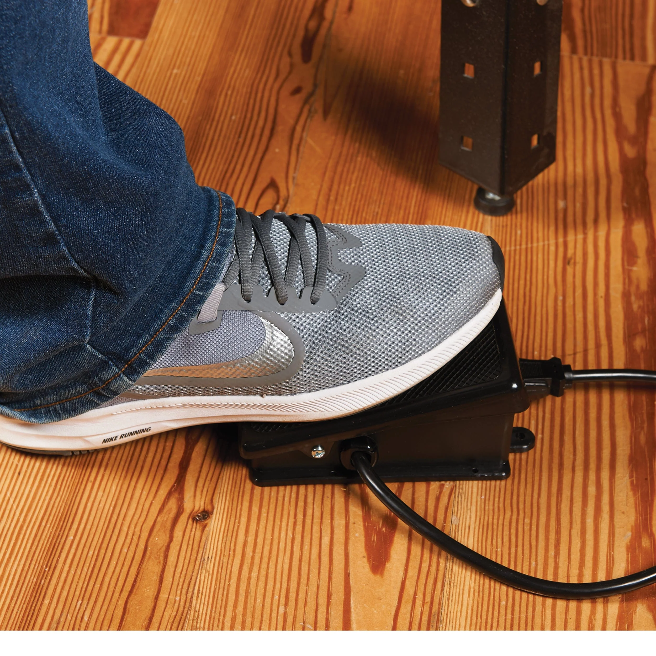 Foot Switch-on/off - Image 5